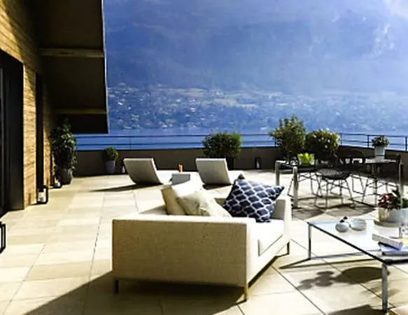 T5 vue sur le lac d'ANNECY