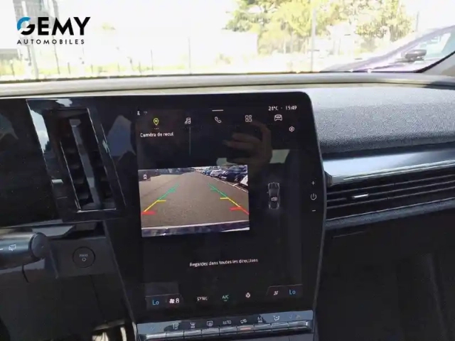 Renault Megane e-tech 220 ch autonomie confort ac22 — photo 18