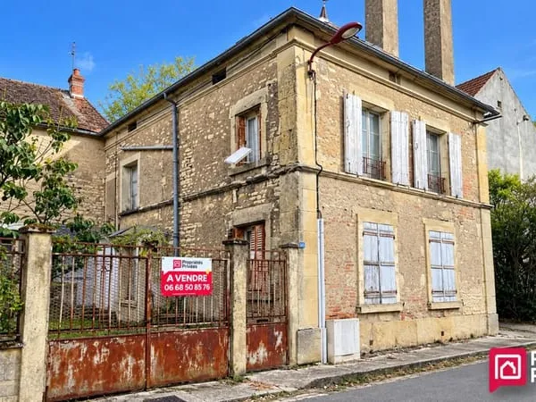 UNE BELLE OPPORTUNITÉ POUR LES AMOUREUX DE PIERRE ET DE RÉNOVATION !