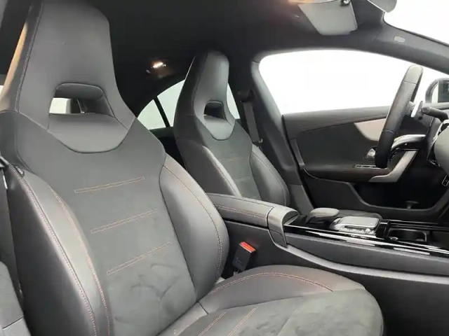 Mercedes Cla coupé 200 d 8g-dct — photo 28