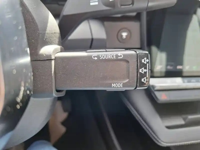 Renault Megane e-tech ev60 220 ch super charge — photo 35