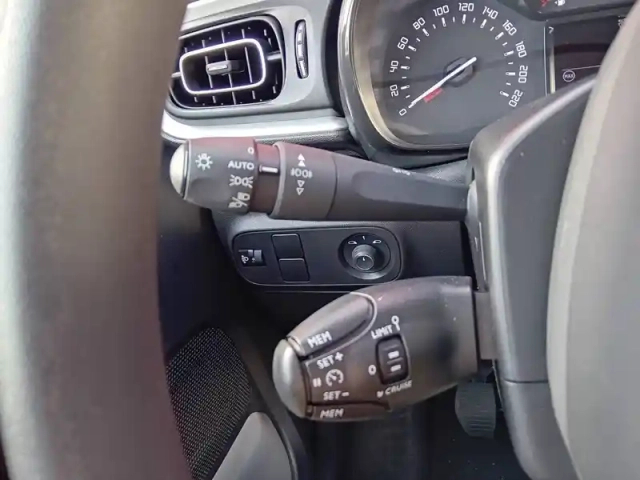 Citroën C3 puretech 83 s&amp;s bvm5 — photo 25