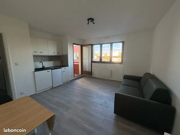Loue studio meublé