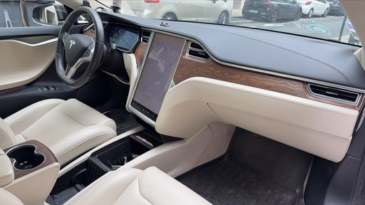 Tesla Model S AWD 100 kWh Dual Motor - Long Range – 2018 – 85187 km – Électrique – Boîte Automatique — photo 38
