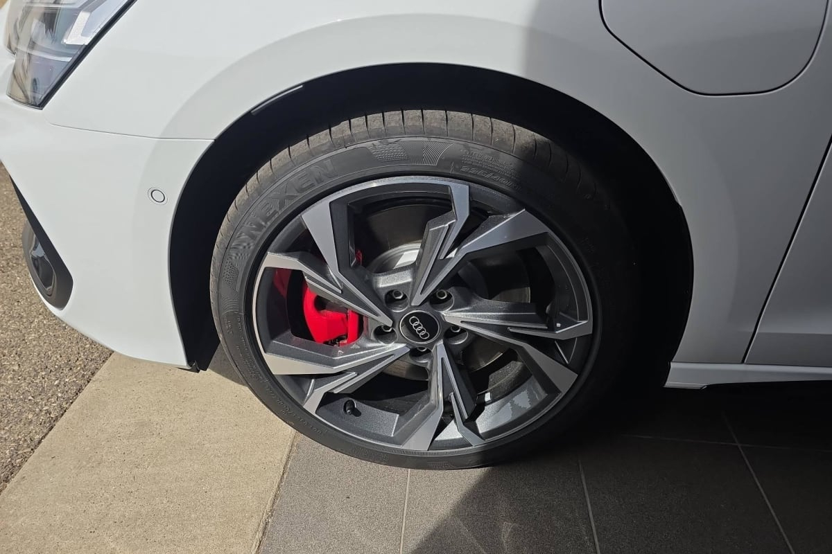Audi A3 Sportback — photo 27