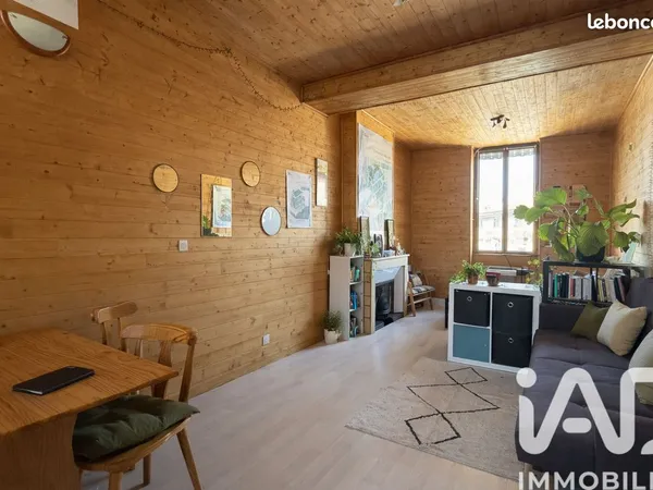Studio 1 pièce 31 m²