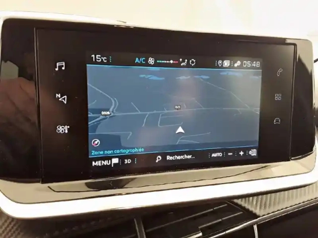 Peugeot 208 puretech 100 s&amp;s bvm6 — photo 15