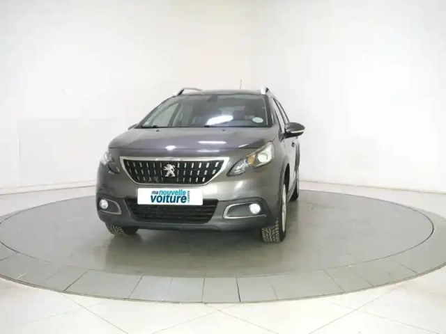 Peugeot 2008 puretech 130ch s&amp;s bvm6 — photo 2