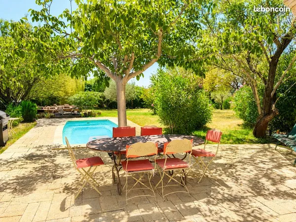 Maison 5 PIECES 110 m2 Pujaut 30400