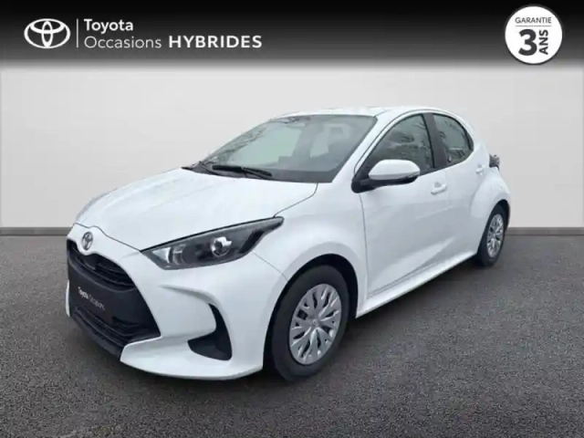 Toyota Yaris 116h dynamic 5p mc24