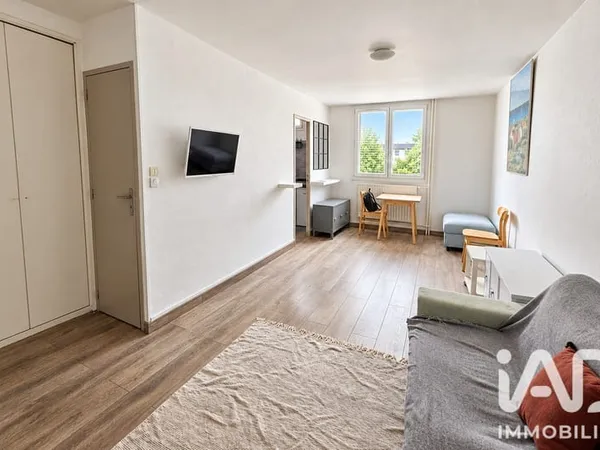 Studio 1 pièce 28 m²