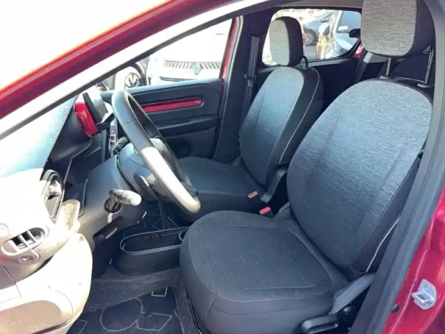 Renault Twingo e-tech electrique 80 ch autonomie urbaine — photo 15