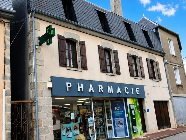 Bien immobilier de rendement Vente Saint-Vaury  300m² 157100€