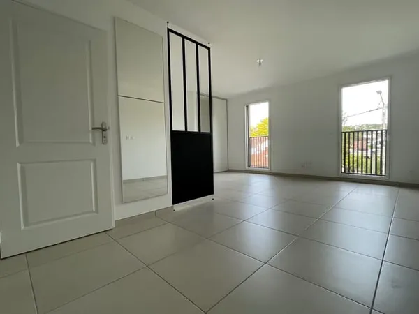 Studio 1 pièce 33 m²
