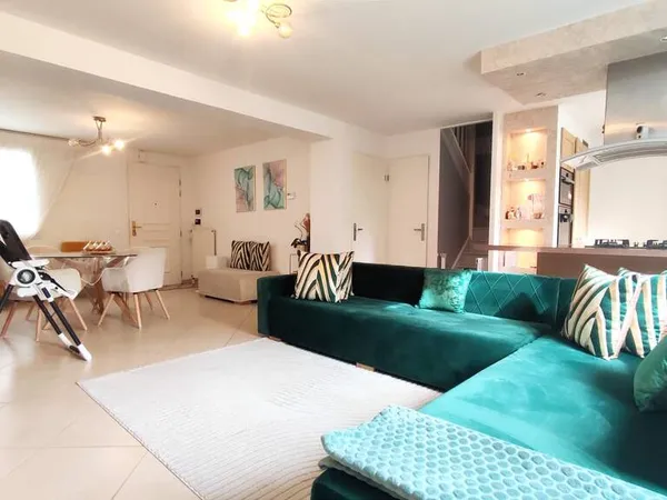 Maison 6 pièces 105 m²