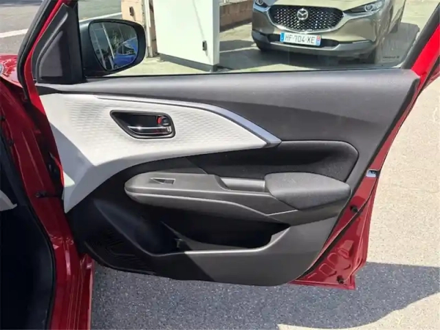 Suzuki Swift 1.2 dualjet hybrid auto — photo 39
