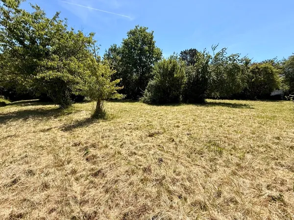 Terrain 500 m²