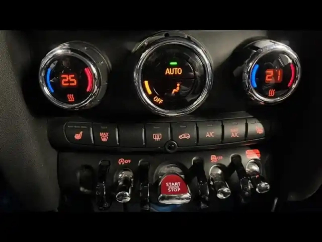 Mini Mini 5 portes cooper 136ch edition premium bva7 — photo 14