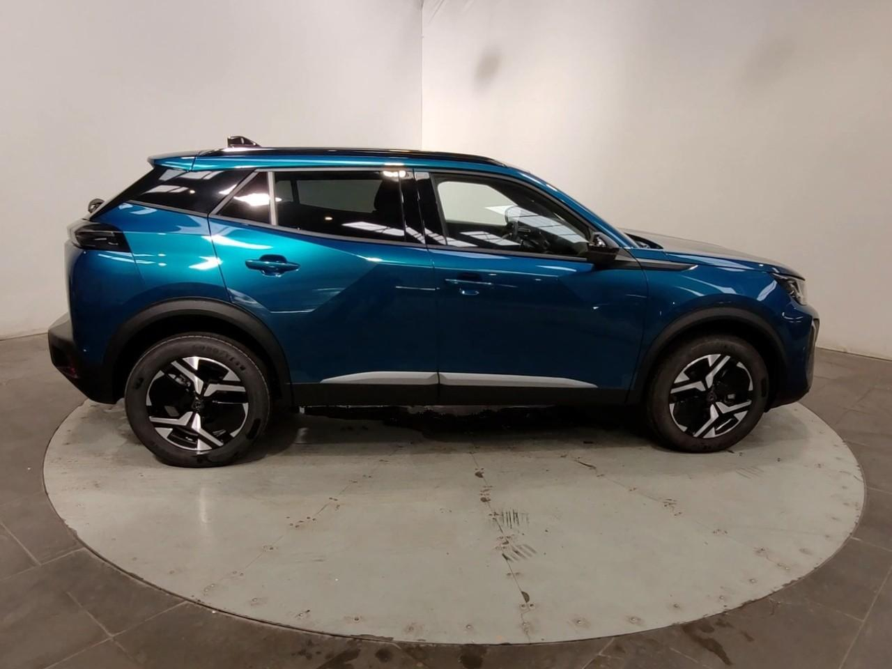 Peugeot 2008 hybrid 145 e-dcs6 allure — photo 6