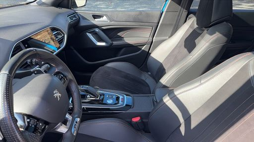 Peugeot 308 SW 1.5 BlueHDi 130 EAT8 - GT Line – 2021 – 98863 km – Diesel – Boîte Automatique — photo 18