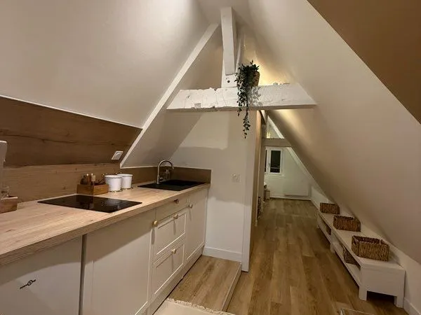 Studio vieux Mans refait à neuf