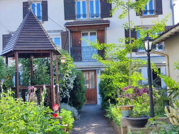 Maison de ville proche de la nature à Lunéville