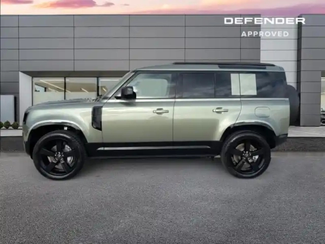 Land Rover Defender 110 2.0 p300e x-dynamic hse — photo 2