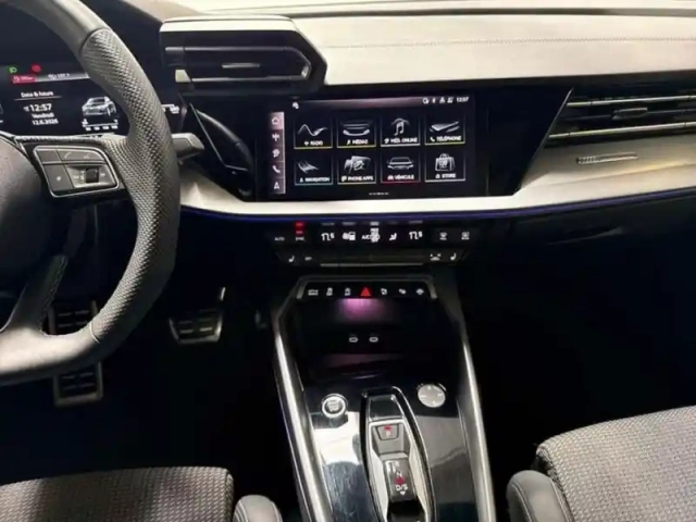 Audi A3 tfsi mild hybrid 150 s tronic 7 s line — photo 10