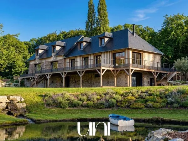 Maison 7 pièces 205 m²