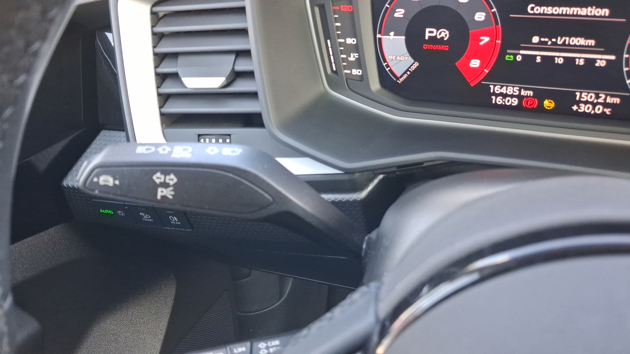 Audi A1 Sportback 30 TFSI 110 ch S tronic 7 — photo 33