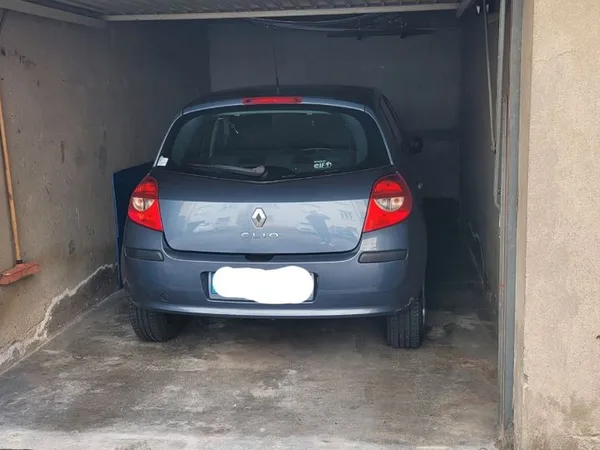 Garage avec électricité