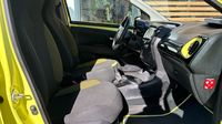 Toyota Aygo 1.0 VVT-i 69ch x-cite 3 Jaune Fizz 5p — photo 15