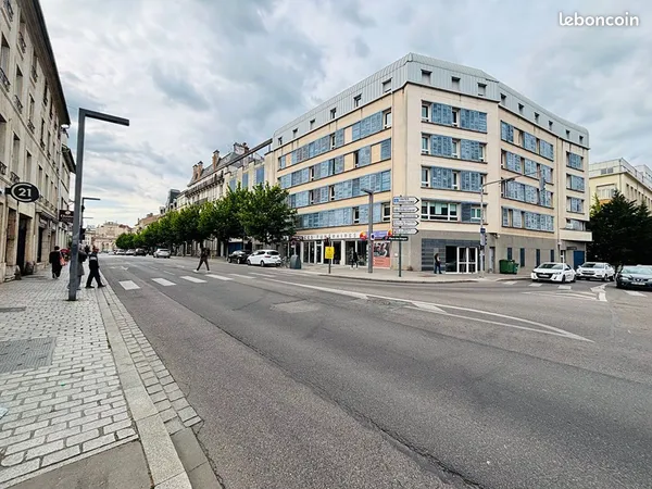 Studio 1 pièce 20 m²