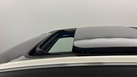Peugeot 3008 HYBRID 225ch GT e-EAT8 — photo 31
