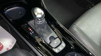 Toyota C-Hr 184h Première 2WD E-CVT MC19 — photo 22