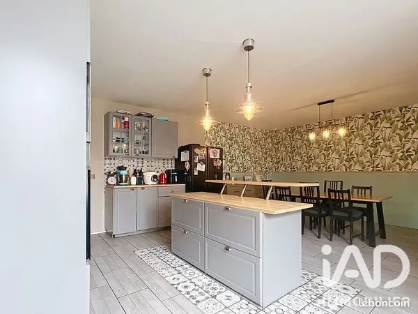 Maison 4 pièces 121 m²