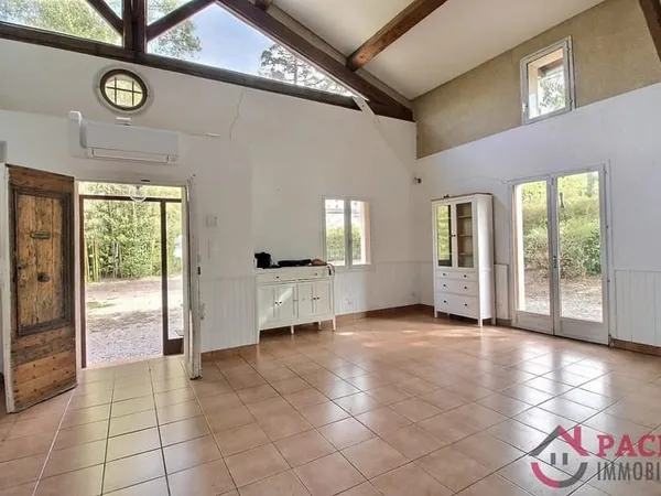 Plateau St Jean - maison individuelle avec grand terrain