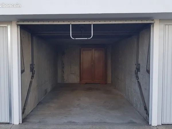 Garage Métare