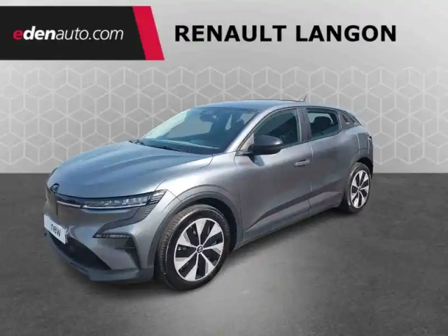 Renault Megane e-tech ev60 130ch super charge — photo 10