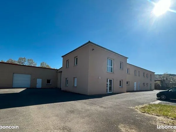Plesnois - dépôts, ateliers et bureaux à louer