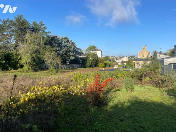 Terrain 690 m²
