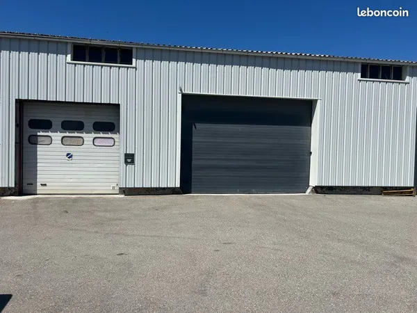 Local professionnel de 190 m2