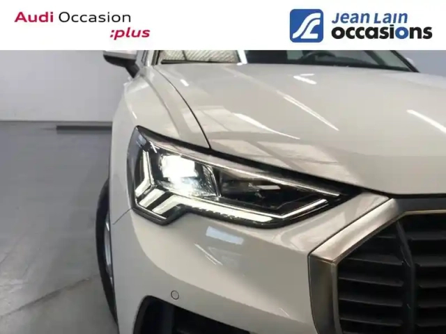 Audi Q3 35 tfsi 150 ch s tronic 7 — photo 19
