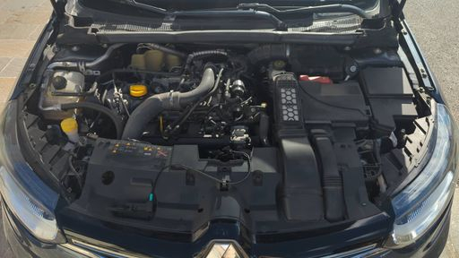 Renault Megane 1.2 TCe 130.0 - Intens – 2016 – 12170 km – Essence – Boîte Manuelle — photo 28