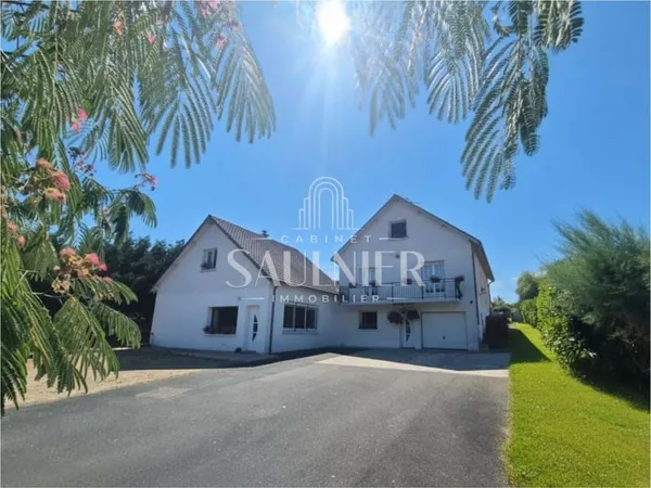 Faverolles sur Cher - Ensemble Immobilier - 8 Chambres