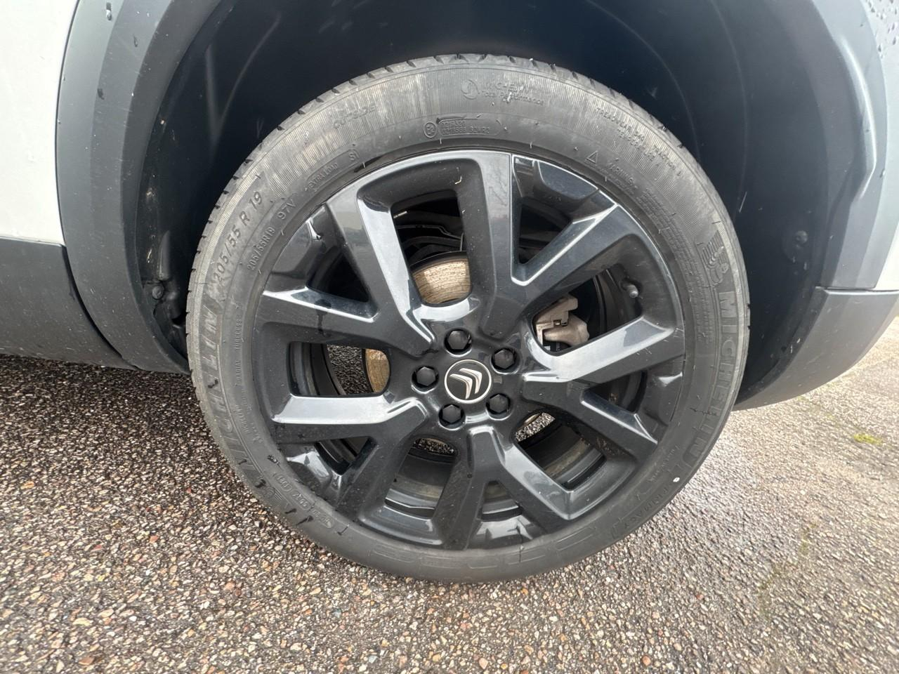 Citroën C5 Aircross hybride rechargeable 225 s&s e-eat8 shine pack — photo 11