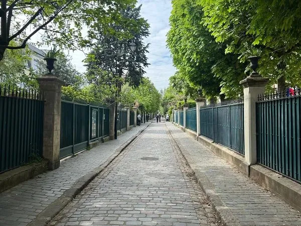 Local commercial 18 m² Paris 17ème