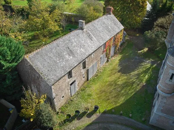 Maison 16 pièces 250 m²