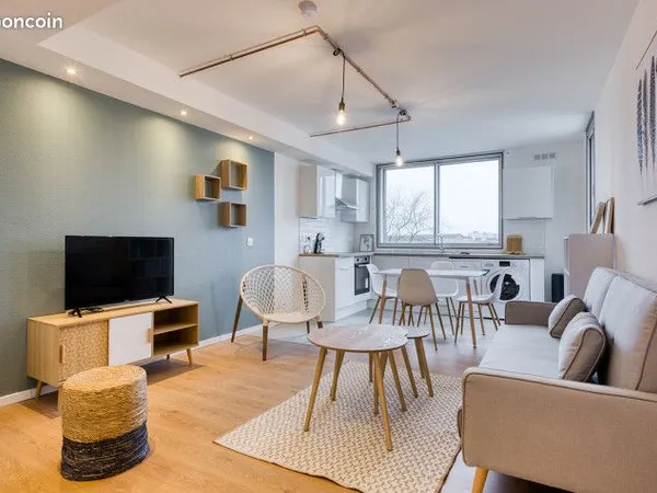 Chambre 5 pièces 82 m²