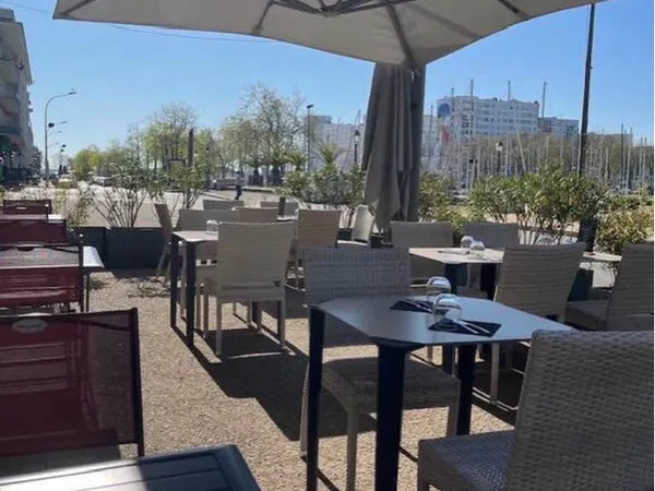 Brasserie,restaurant bar licence 4